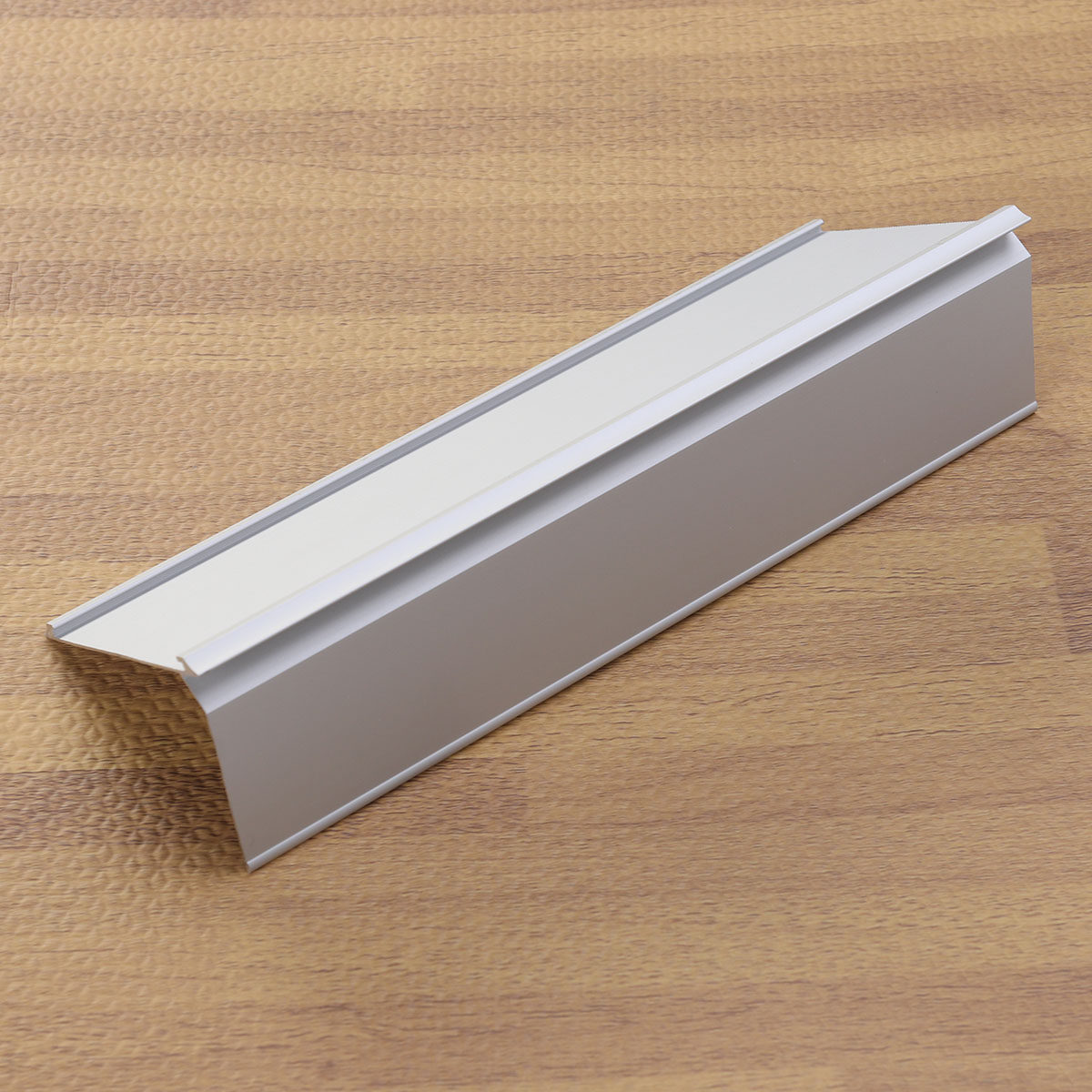 Premium L-Shaped Aluminum Busi - Desk Name Plate ulasan dan harga